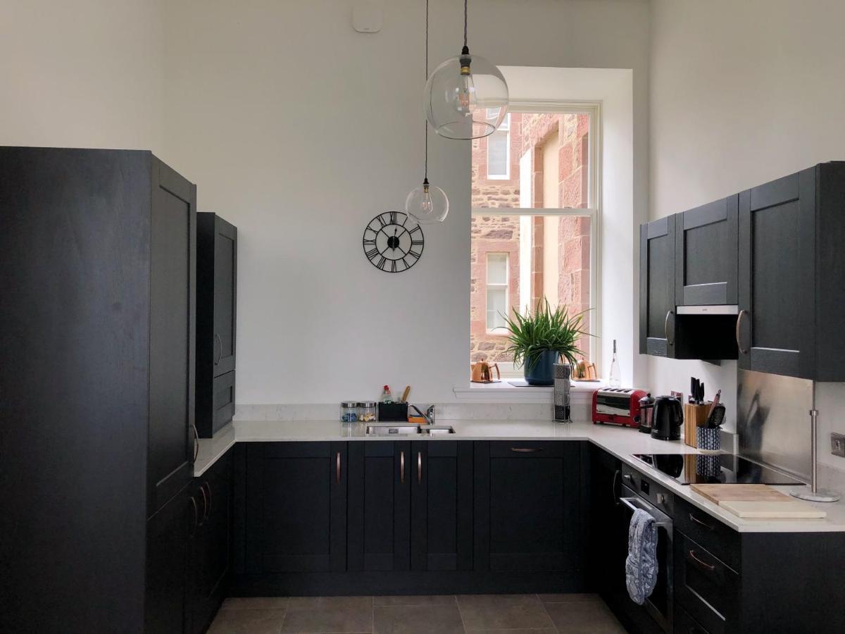 Inverness Great Glen Town House, 5 Minute Drive From Town Centre Eksteriør billede